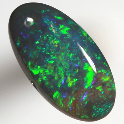 SOLID BLACK OPAL Bright sparkling greens 